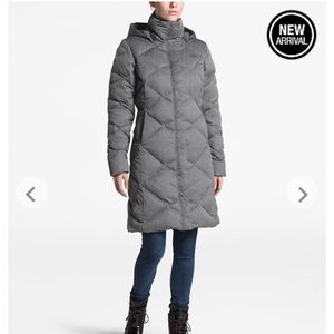 North Face WOMEN’S MISS METRO PARKA